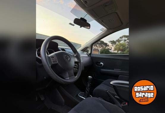 Autos - Nissan Tiida 1.8 6 mt Visia 2014 Nafta 122000Km - En Venta