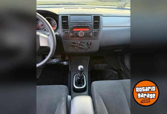 Autos - Nissan Tiida 1.8 6 mt Visia 2014 Nafta 122000Km - En Venta