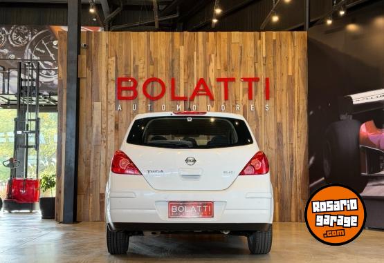 Autos - Nissan Tiida 1.8 6 mt Visia 2014 Nafta 122000Km - En Venta