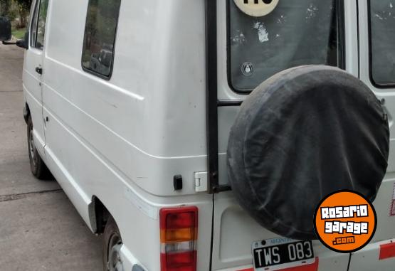 Utilitarios - Renault Trafic corta 1989 GNC 70000Km - En Venta