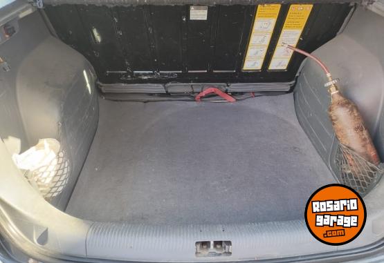 Autos - Volkswagen Suran highline 2007 Nafta 197000Km - En Venta