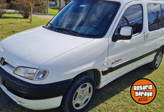 Utilitarios - Peugeot Patagonica 2006 Diesel 284500Km - En Venta