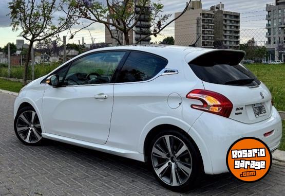 Autos - Peugeot 208 XY 2015 Nafta 85000Km - En Venta