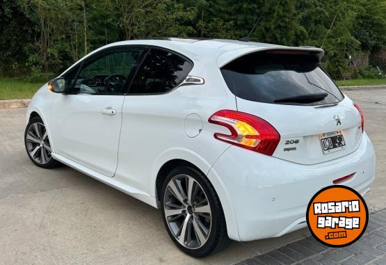 Autos - Peugeot 208 XY 2015 Nafta 85000Km - En Venta