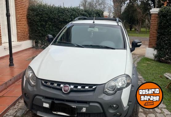 Utilitarios - Fiat Strada Adventure 2015 Nafta 150000Km - En Venta