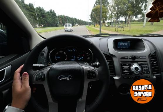 Camionetas - Ford Ranger 2012 Diesel 142000Km - En Venta