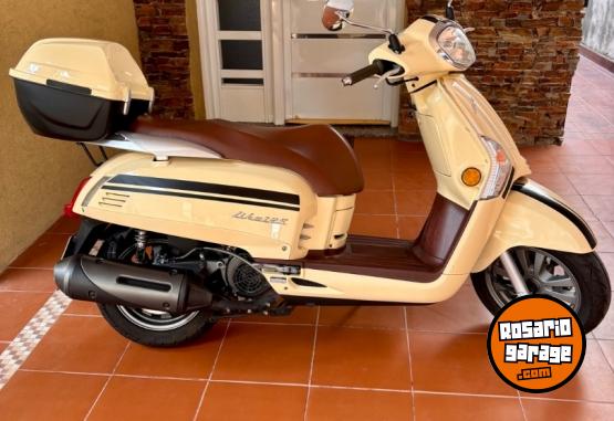 Motos - Kymco Like 125 2023 Nafta 8000Km - En Venta