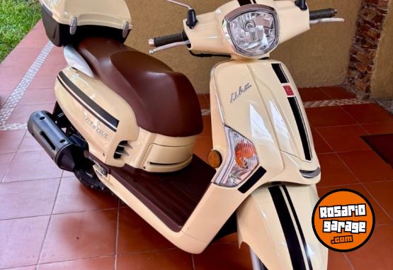 Motos - Kymco Like 125 2023 Nafta 8000Km - En Venta