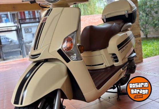 Motos - Kymco Like 125 2023 Nafta 8000Km - En Venta