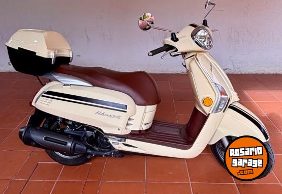 Motos - Kymco Like 125 2023 Nafta 8000Km - En Venta
