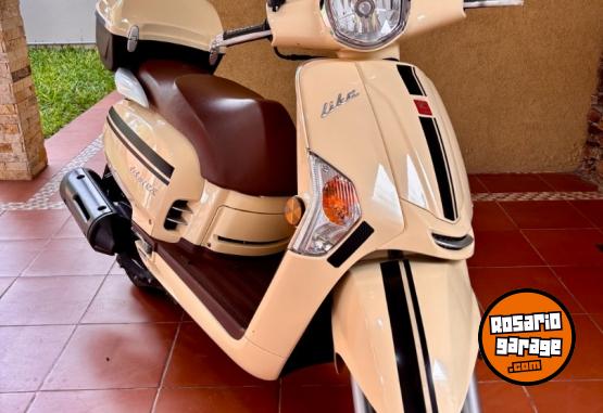Motos - Kymco Like 125 2023 Nafta 8000Km - En Venta
