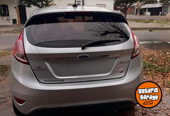 Autos - Ford Fiesta 1.6 Titanium 2015 Nafta 79000Km - En Venta