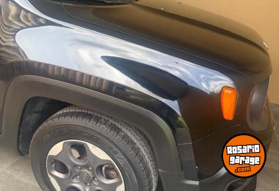 Autos - Chrysler Jeep Renegade 2016 Nafta 170000Km - En Venta
