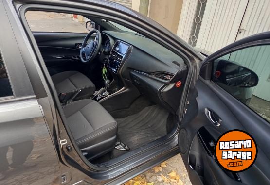 Autos - Toyota Yaris XLS 2024 Nafta 10800Km - En Venta