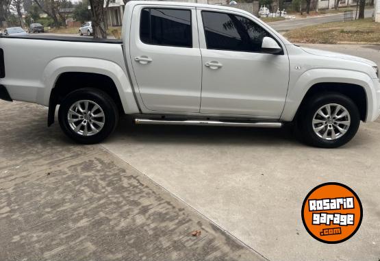 Camionetas - Volkswagen Amarok Comfortline 2022 Diesel 66000Km - En Venta
