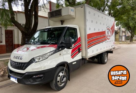 Camiones y Grúas - Se vende iveco dayli - En Venta