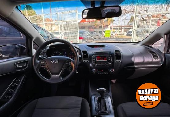 Autos - Kia Cerato ex 2015 Nafta 154000Km - En Venta