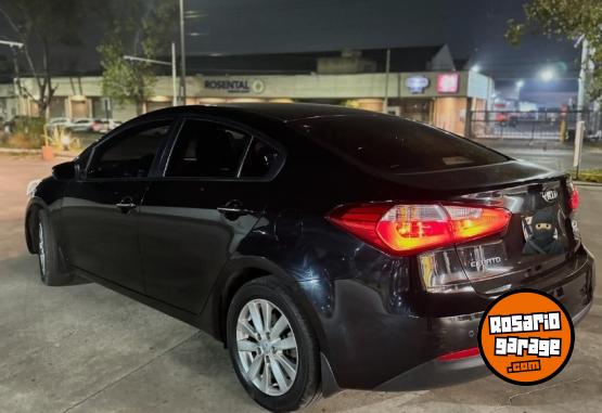 Autos - Kia Cerato ex 2015 Nafta 154000Km - En Venta