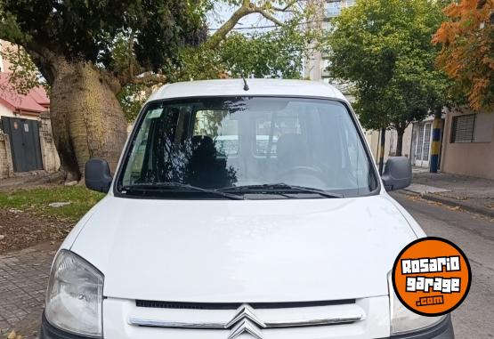 Utilitarios - Citroen berlingo 2015 Diesel 210000Km - En Venta