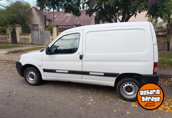 Utilitarios - Citroen berlingo 2015 Diesel 210000Km - En Venta