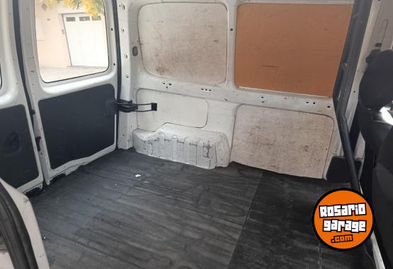 Utilitarios - Citroen berlingo 2015 Diesel 210000Km - En Venta