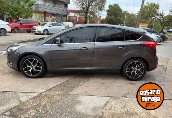 Autos - Ford Focus 2.0 Titanium 5ptas 2016 Nafta 109000Km - En Venta