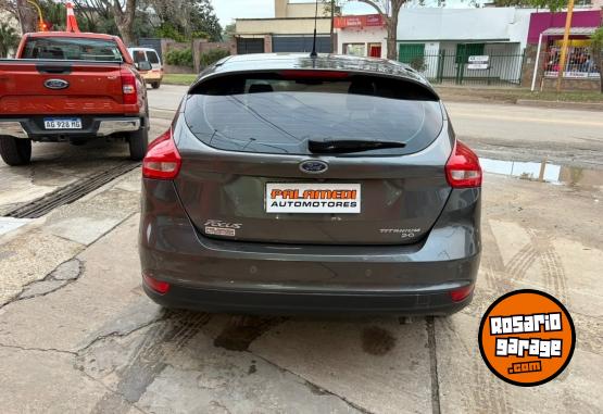 Autos - Ford Focus 2.0 Titanium 5ptas 2016 Nafta 109000Km - En Venta