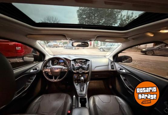 Autos - Ford Focus 2.0 Titanium 5ptas 2016 Nafta 109000Km - En Venta