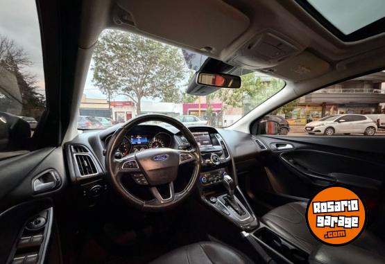 Autos - Ford Focus 2.0 Titanium 5ptas 2016 Nafta 109000Km - En Venta