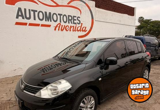 Autos - Nissan TIIDA VISIA 2010 Nafta 219000Km - En Venta