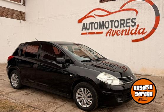 Autos - Nissan TIIDA VISIA 2010 Nafta 219000Km - En Venta