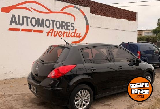 Autos - Nissan TIIDA VISIA 2010 Nafta 219000Km - En Venta