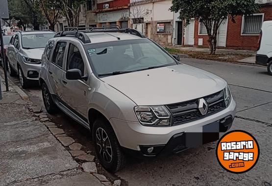 Autos - Renault Dakar 2017 GNC  - En Venta