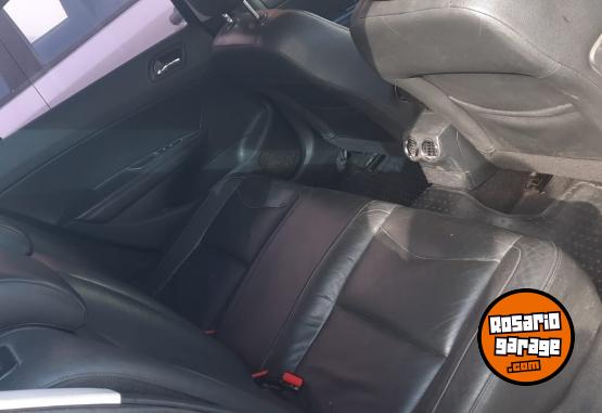 Autos - Peugeot 408 2012 Nafta 230000Km - En Venta