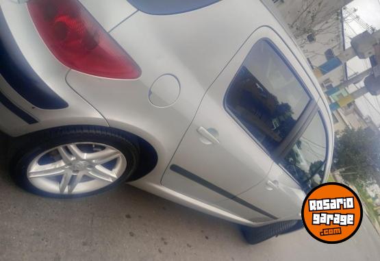 Autos - Peugeot 307 2006 Diesel 230000Km - En Venta