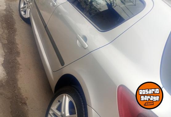 Autos - Peugeot 307 2006 Diesel 230000Km - En Venta