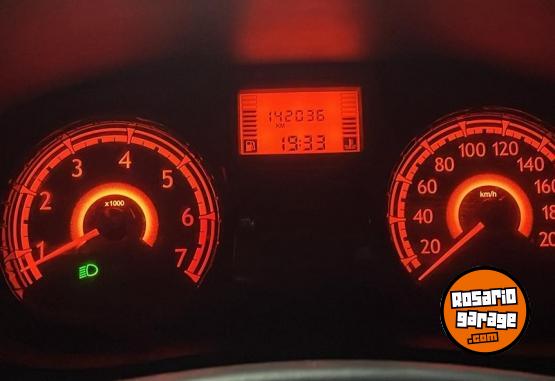 Autos - Renault Sandero 2012 Nafta 142999Km - En Venta