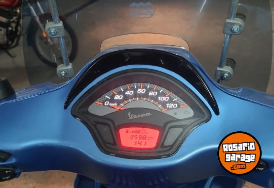 Motos - Vespa 150 sxl 2023 Nafta 3500Km - En Venta