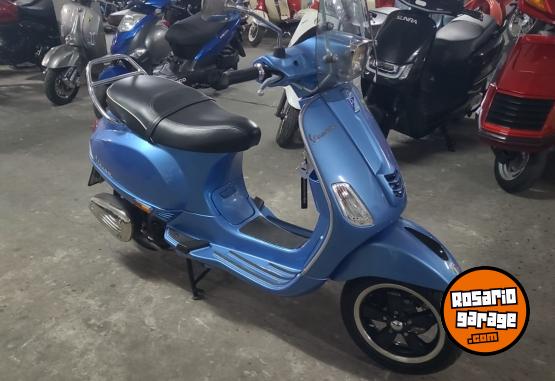 Motos - Vespa 150 sxl 2023 Nafta 3500Km - En Venta