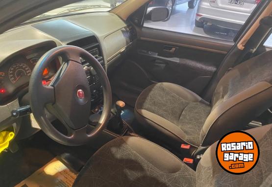 Autos - Fiat Palio Attractive 2010 Nafta 112000Km - En Venta