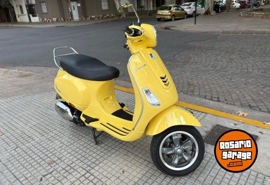 Motos - Vespa 150 vxl 2024 Nafta 2100Km - En Venta