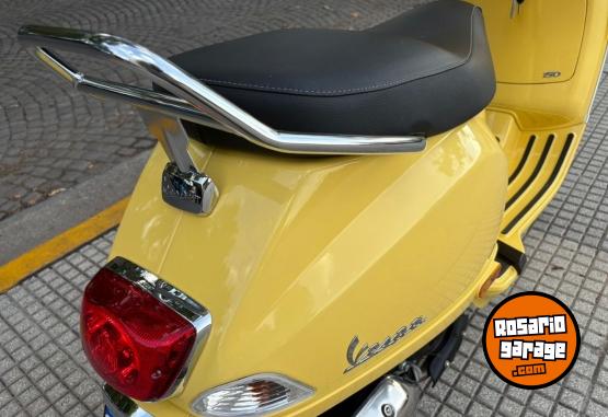 Motos - Vespa 150 vxl 2024 Nafta 2100Km - En Venta