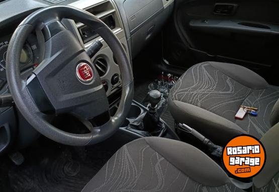 Autos - Fiat Palio Fire Top 2015 Nafta 78000Km - En Venta