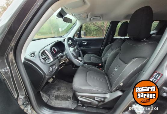 Camionetas - Jeep RENEGADE 2025 Nafta 12000Km - En Venta