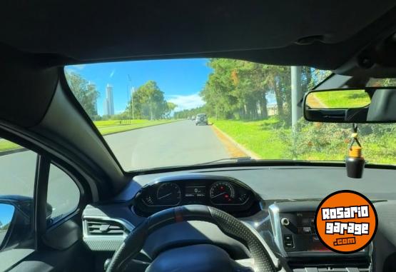 Autos - Peugeot 208 GT 2017 Nafta 99000Km - En Venta