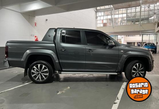 Camionetas - Volkswagen AMAROK EXTREME V6 2023 Diesel 85000Km - En Venta