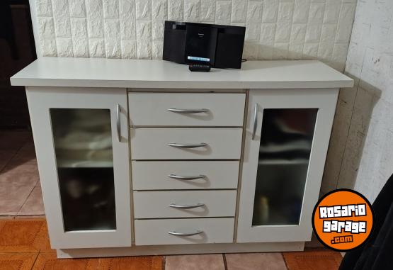 Hogar - Mueble con minicomponente - En Venta