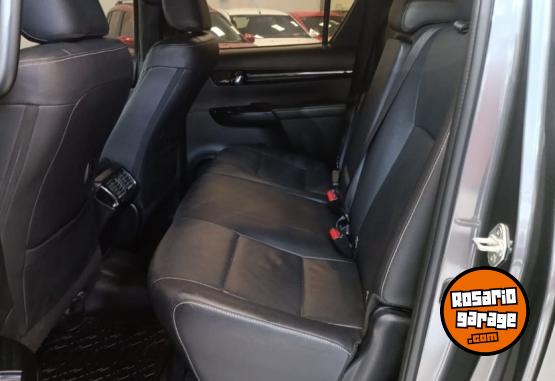 Camionetas - Toyota Hilux pick-cup CD 4x4 2020 Diesel 82000Km - En Venta