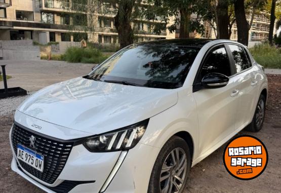Autos - Peugeot Feline 2021 Nafta 45000Km - En Venta