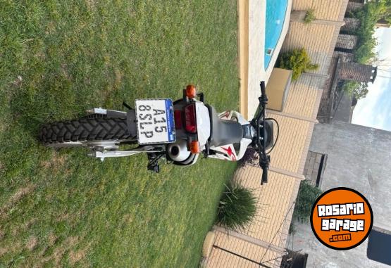Motos - Honda Tornado 2022 Nafta 1500Km - En Venta